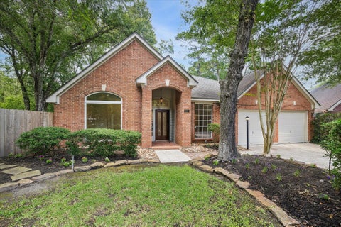 Photo of 30 Skyland Place, The Woodlands, TX 77381 (MLS # 71675849)
