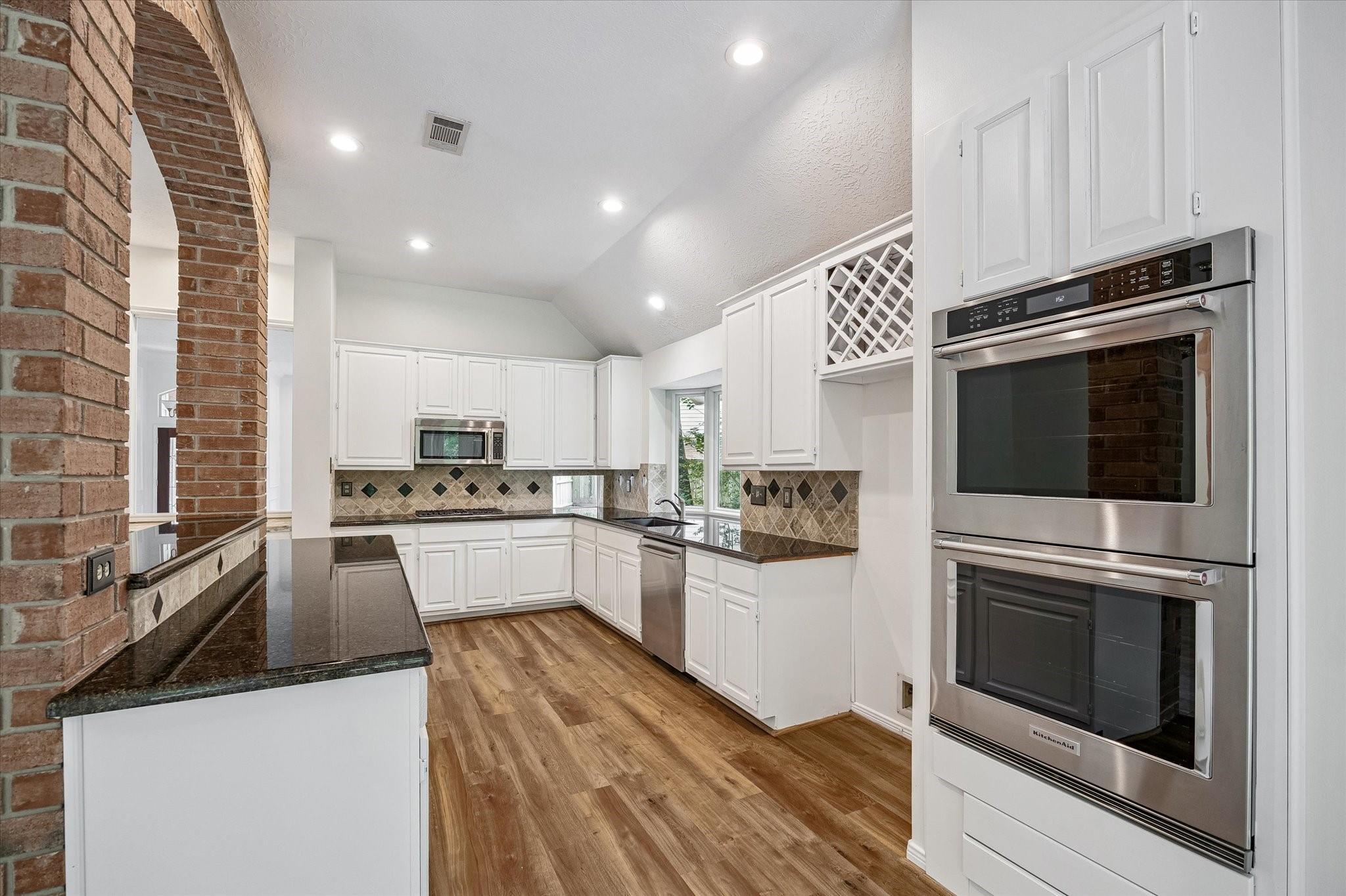 30 Skyland Place