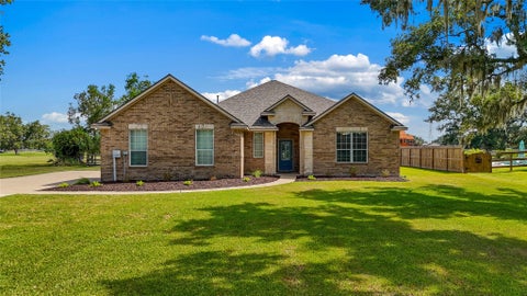 Homes For Sale - 1132 Quarter Horse Trail<br/> Brazoria County, Angleton, TX 77515
