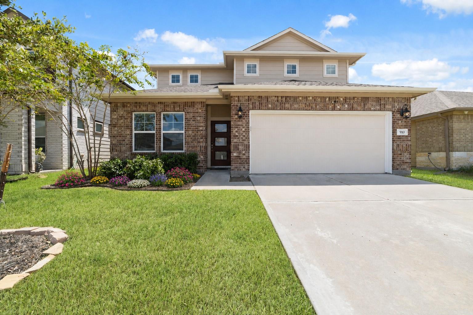 910 Modesto Drive