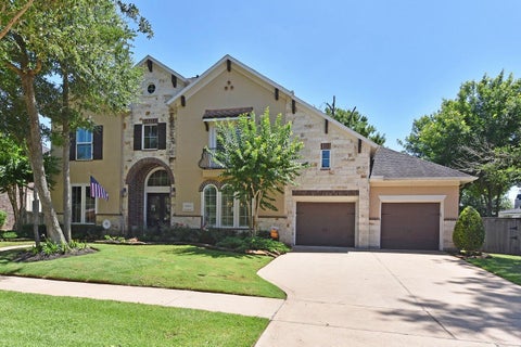 Homes For Sale - 5403 Lockwood Bend Lane<br/> Sugar Land, TX 77479