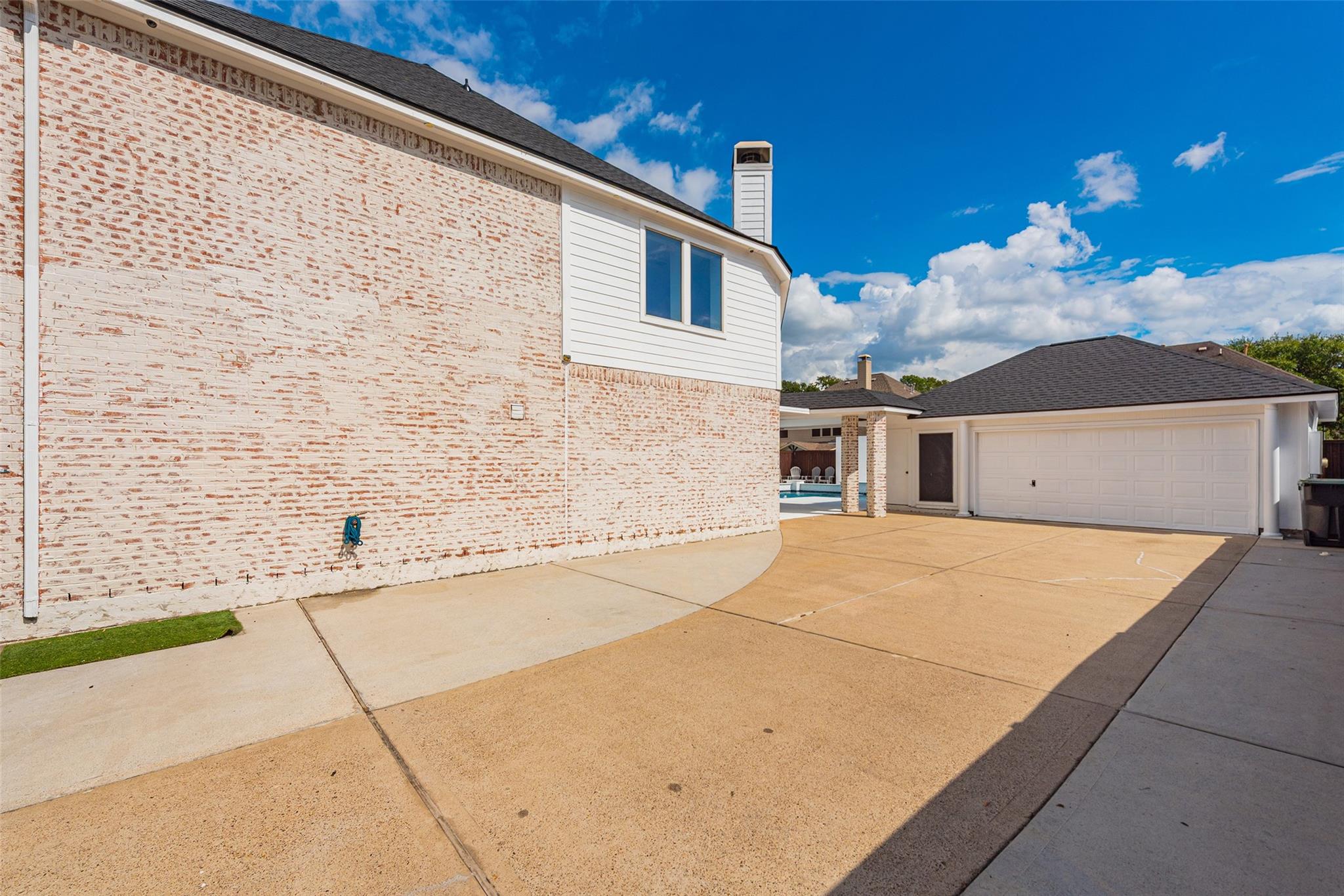 7106 Timber Edge Lane