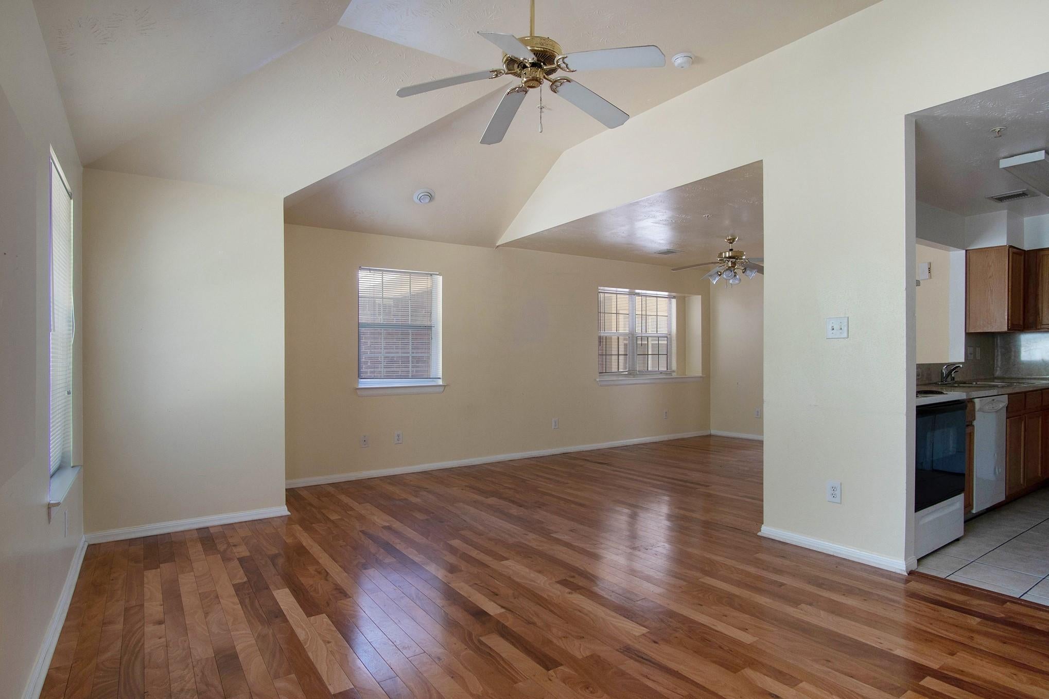 1207 Lovett Street 1207