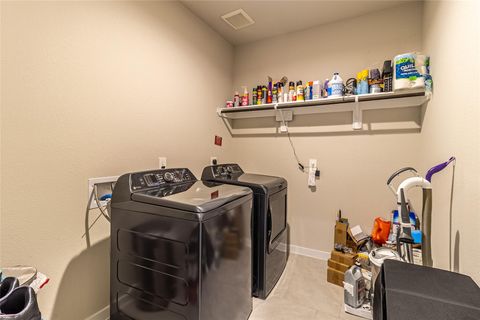 Tiny photo for 3020 Stock Orchard Lane, Houston, TX 77047 (MLS # 42845824)