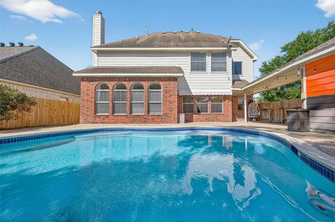 Apartment For Sale - 17410 Pikes Peek Court<br/> Tomball, TX 77377