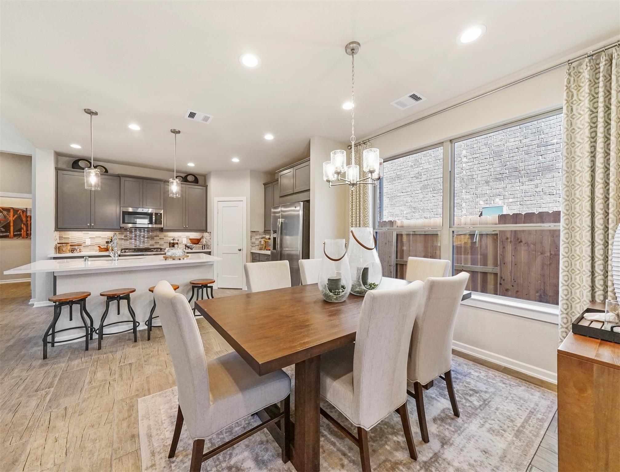 5619 Pearl Vista Drive