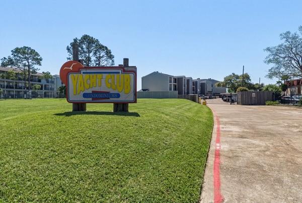 4011 Nasa Rd 1 306