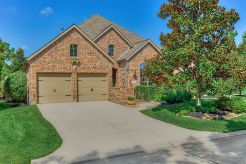 Photo of 11 Almondell Court, The Woodlands, TX 77354 (MLS # 28442222)