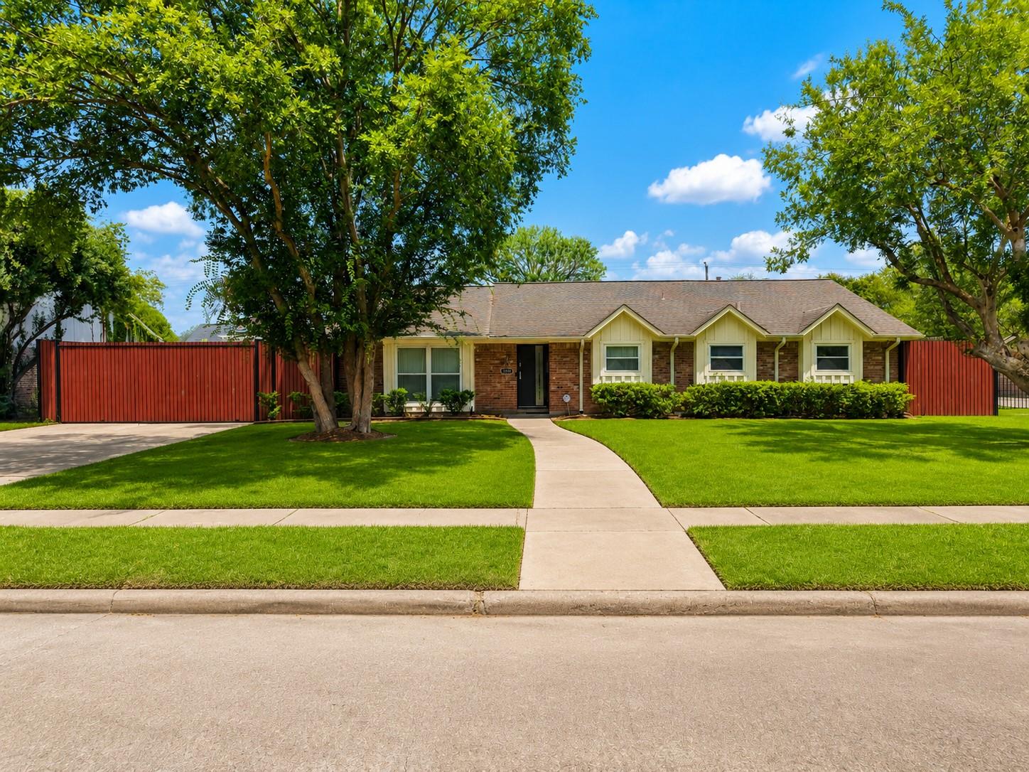 7718 Hiawatha Drive