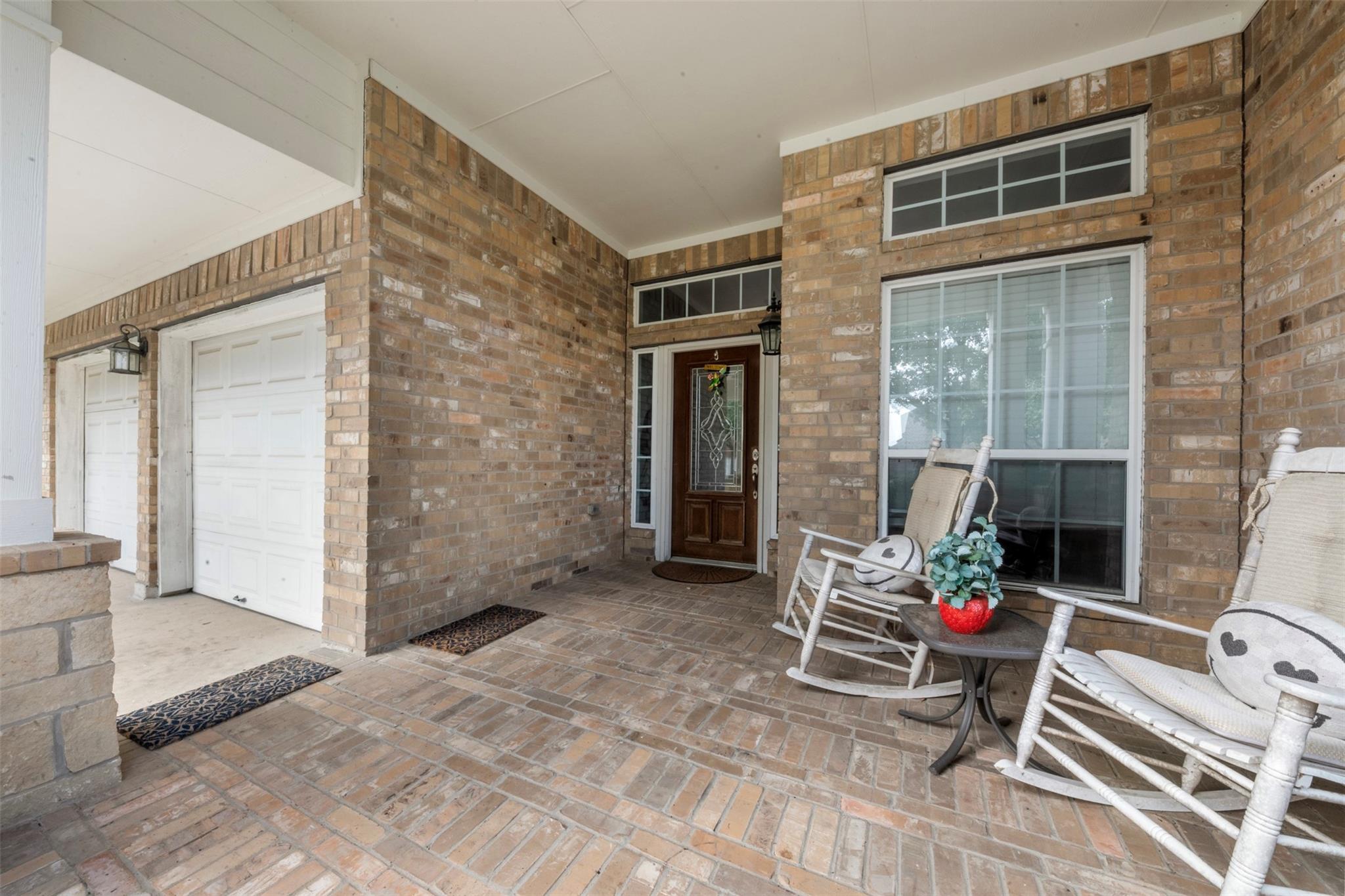 2521 Twisting Pine Court