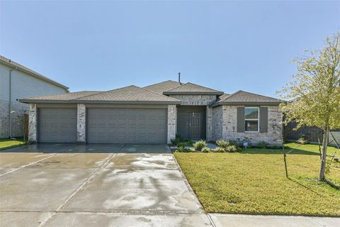 Photo of 712 Brazos Trail, Dayton, TX 77535 (MLS # 34716562)