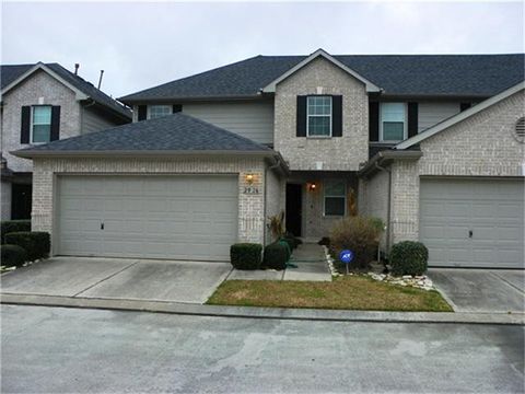 Photo of 2926 Meadowglen Crest, Houston, TX 77082 (MLS # 93770584)