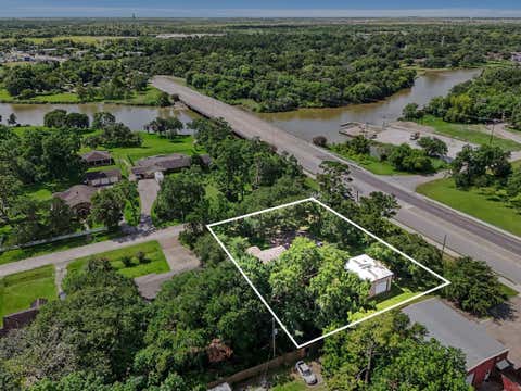Photo of 2917 48th Street, Dickinson, TX 77539 (MLS # 28117969)