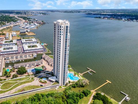 Photo of 4821 Nasa Pkwy Parkway #21W, Seabrook, TX 77586 (MLS # 51529930)