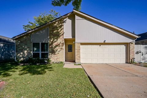 Photo of 13814 Peach Hollow Lane, Houston, TX 77082 (MLS # 18108167)