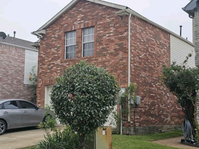 1416 Drake Lane