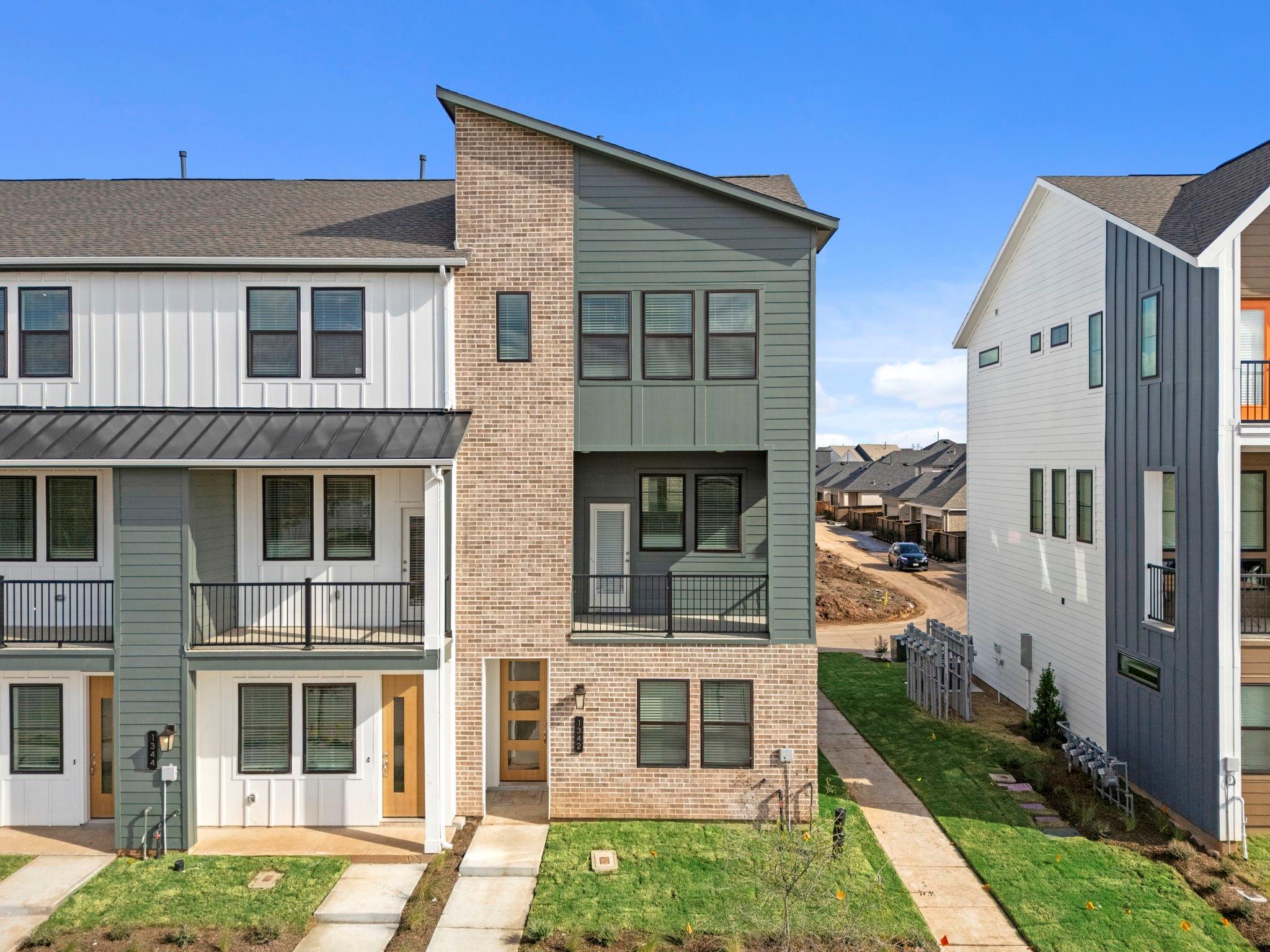 1342 Mercantile Street