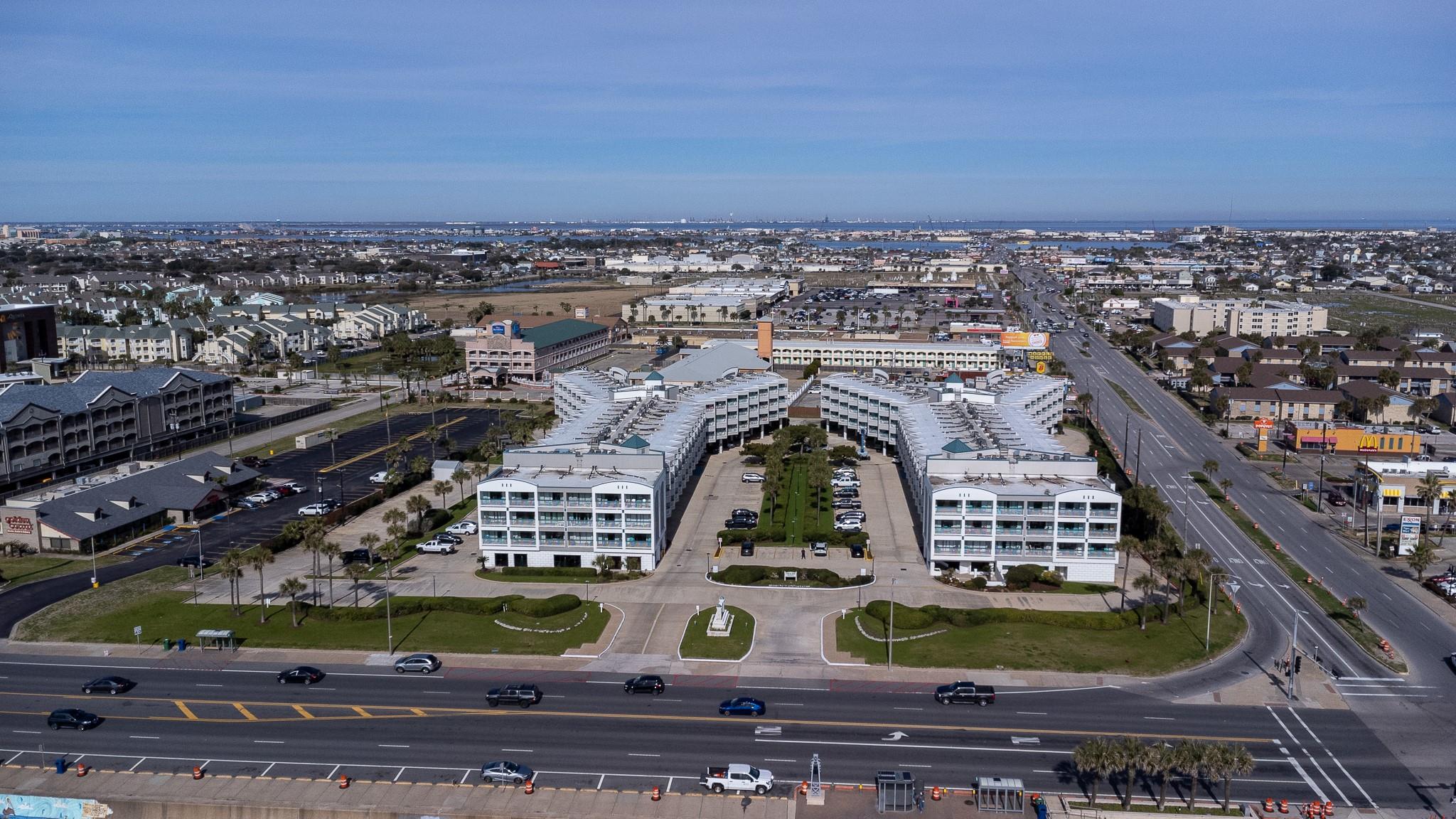 6102 Seawall Boulevard 286