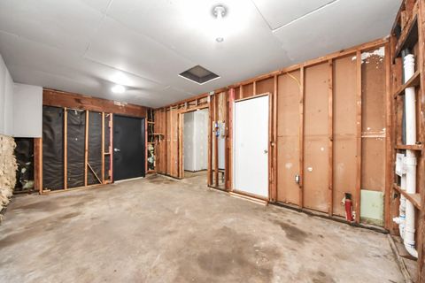 Tiny photo for 5202 Pensdale Street, Houston, TX 77033 (MLS # 45701908)
