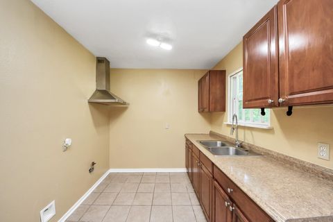 Tiny photo for 5202 Pensdale Street, Houston, TX 77033 (MLS # 45701908)