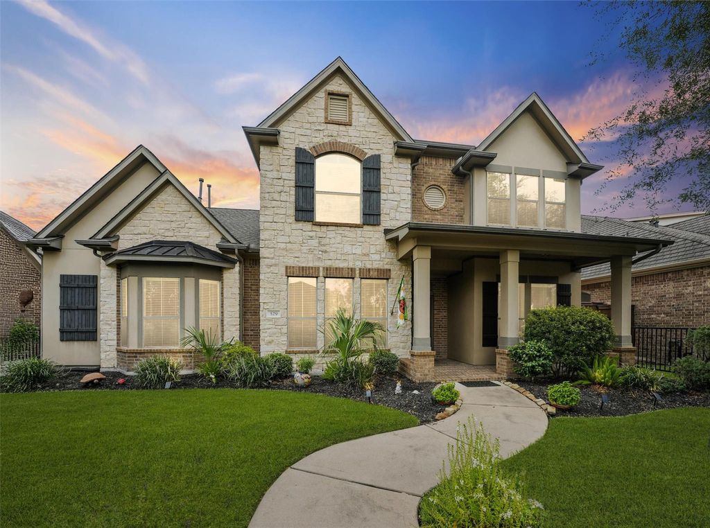 Photo of 529 Water Street, Webster, TX 77598 (MLS # 89058663)