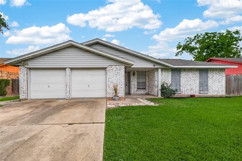 Photo of 1910 Blindlake Drive, Houston, TX 77084 (MLS # 92987810)