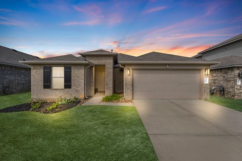 Photo of 13817 Rock Island Trail, Conroe, TX 77384 (MLS # 79214192)