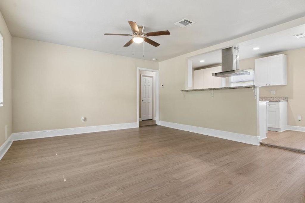 Photo of 216 Bearle Street, Pasadena, TX 77506 (MLS # 70675124)