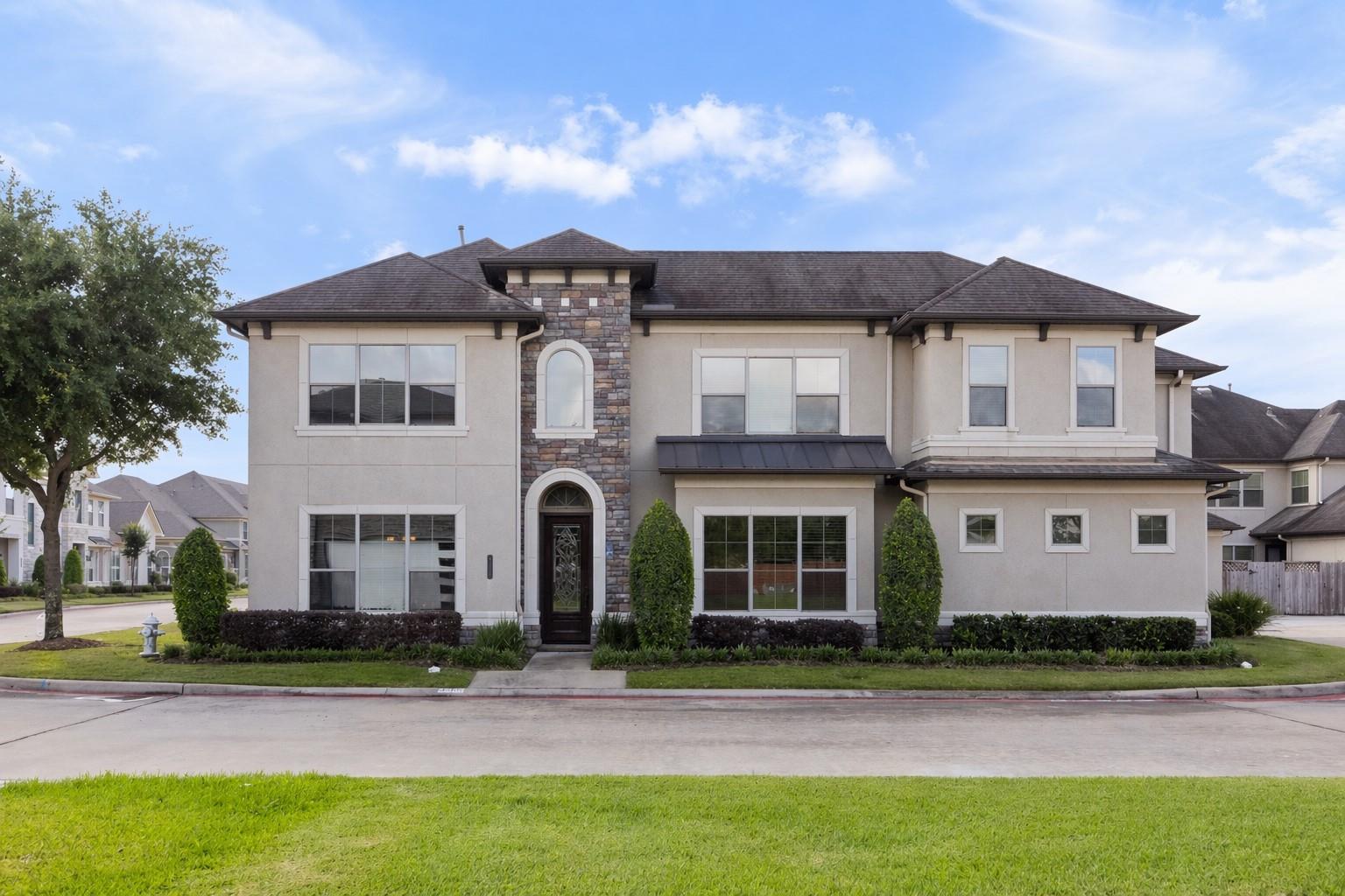 4315 Serenade Terrace Drive