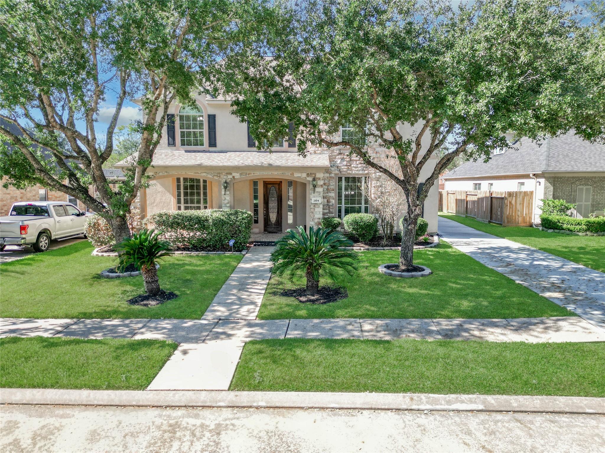 2104 Windy Shores Drive