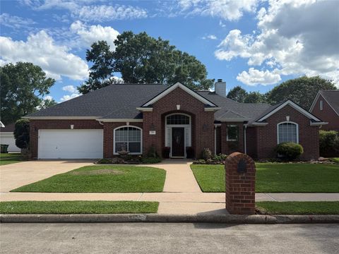 Photo of 213 Regal Lane, Liberty, TX 77575 (MLS # 60948182)