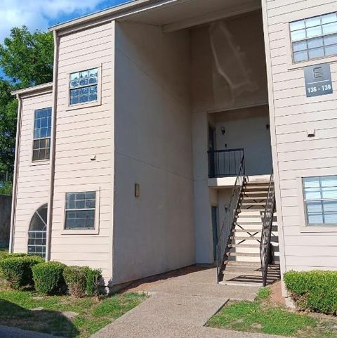 9747 Whitehurst Drive 137 Dallas TX 75243