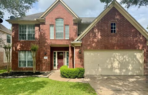 Photo of 16902 Cobbler Crossing Drive, Sugar Land, TX 77498 (MLS # 46700160)