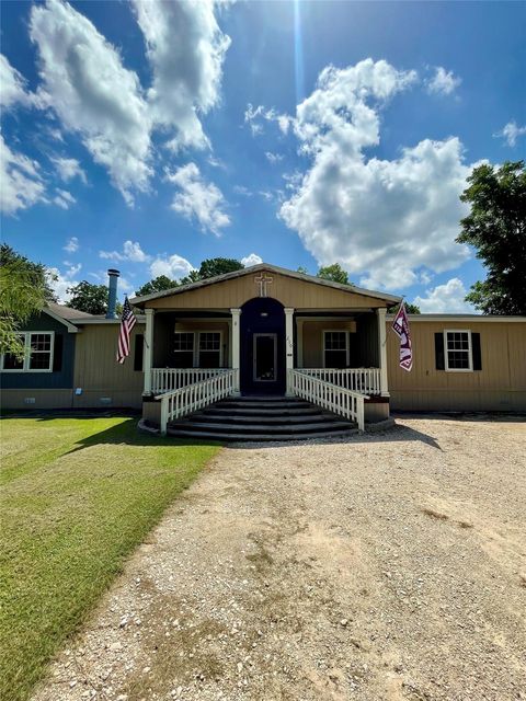 Photo of 210 County Road 254, Ganado, TX 77962 (MLS # 58286583) Photo of 210 County Road 254, Ganado, TX 77962 (MLS # 58286583)