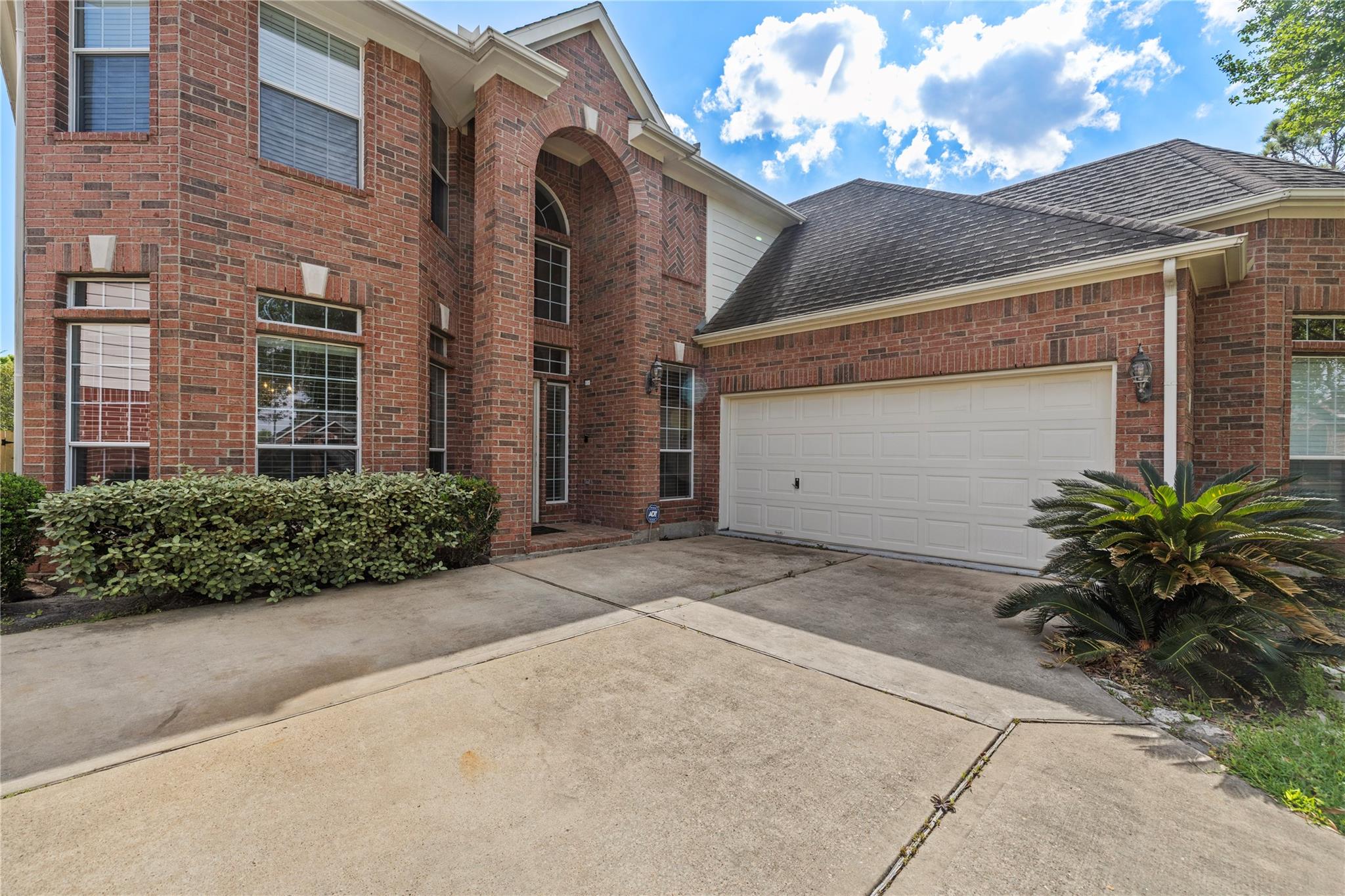 1111 Blue Leaf Drive