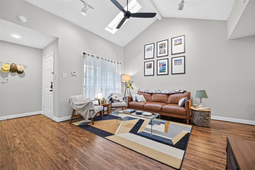 Photo of 4000 Purdue Street #102, Houston, TX 77005 (MLS # 70234107)