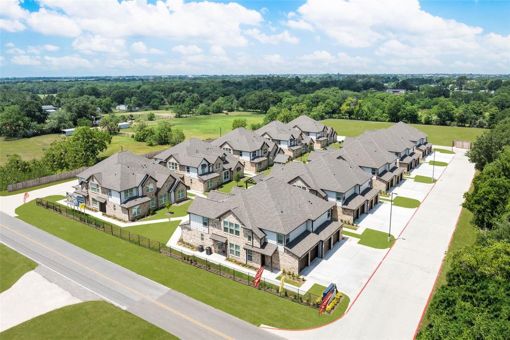 Photo of 103 Park Place Circle #B, Waller, TX 77484 (MLS # 70247710)