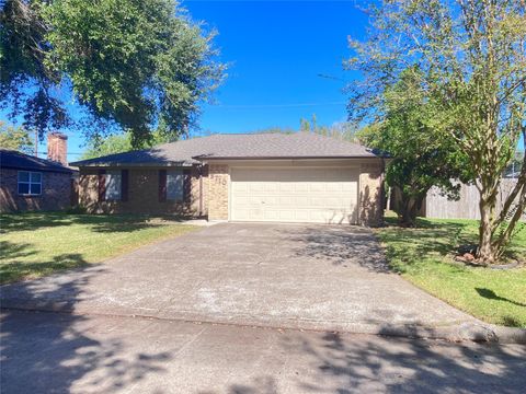 Photo of 8710 Shiloh Drive, Texas City, TX 77591 (MLS # 50192034)
