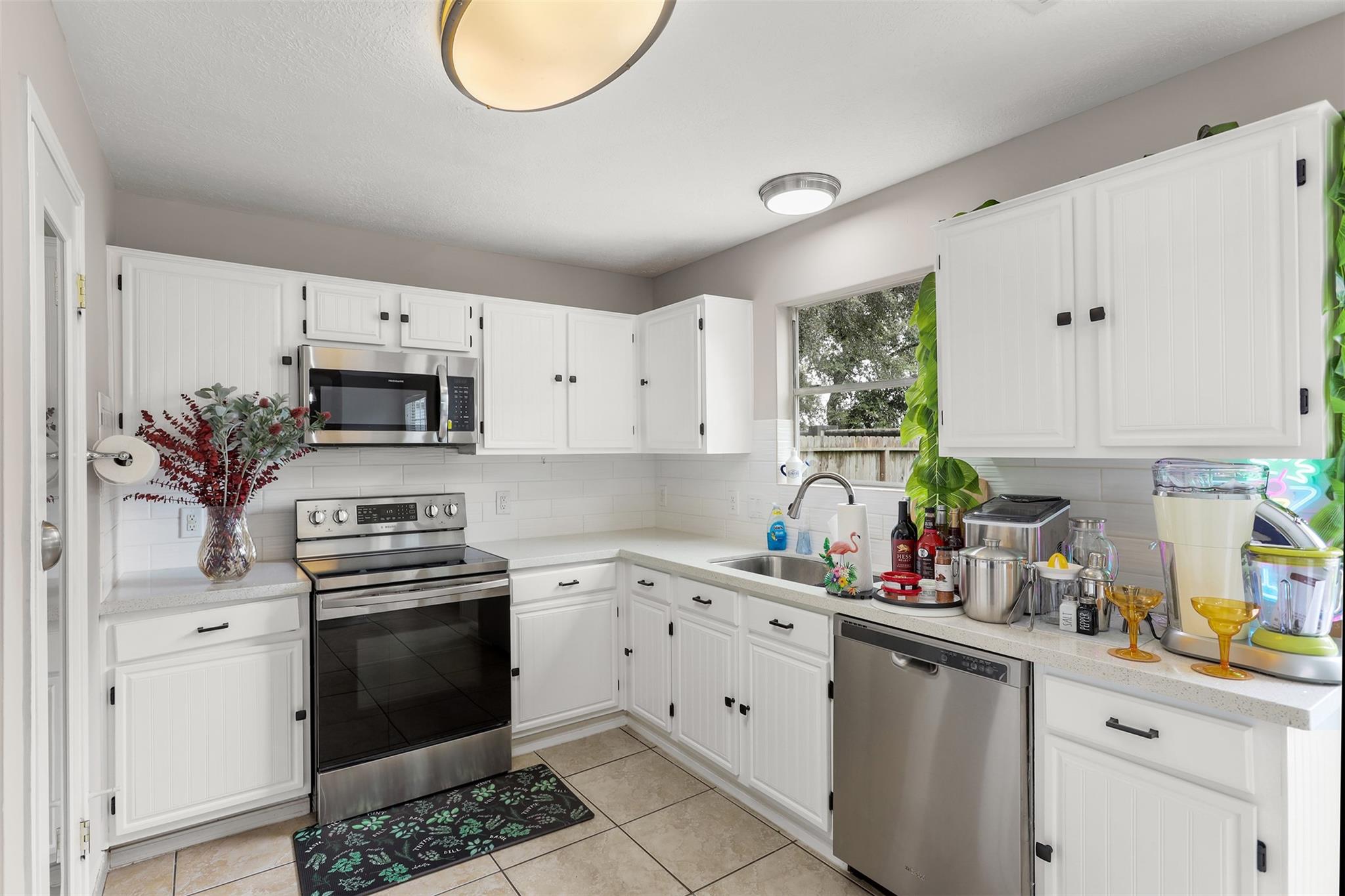 602 Oak Briar Drive