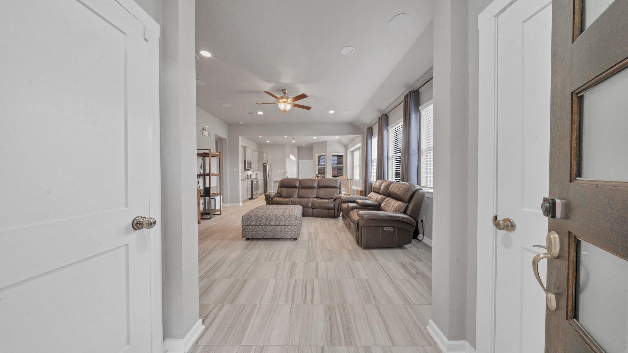 6123 Dovetail Cliff Court