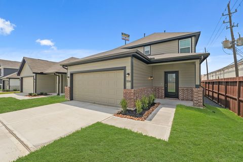 2210 Thorpe Grove Court Houston TX 77090