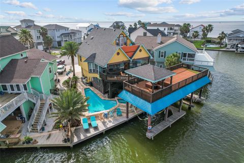 106 Isles End Road Tiki Island TX 77554