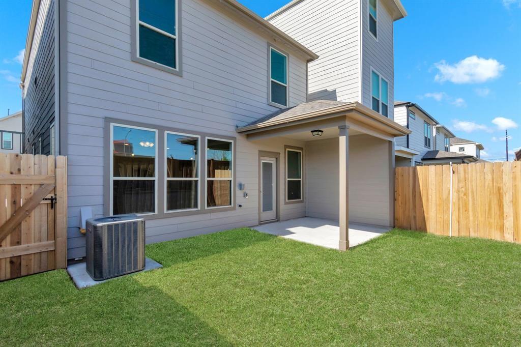 3420 Avondale View Drive
