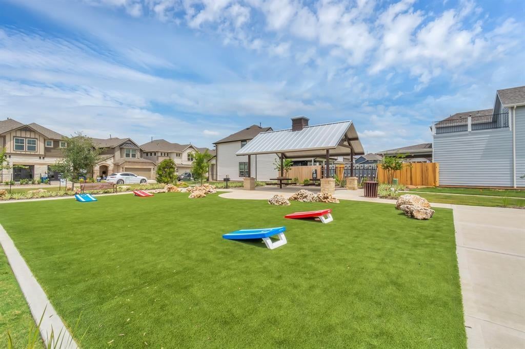 3420 Avondale View Drive
