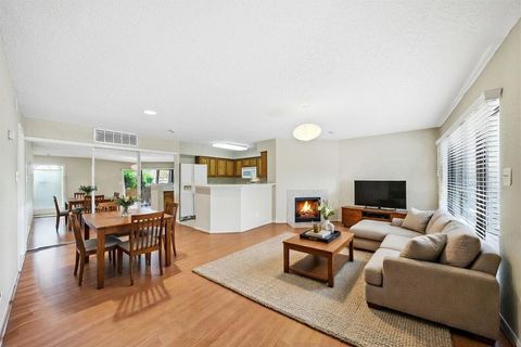 Condo For Sale - 2300 Old Spanish Trail #1123<br/> Houston, TX 77054