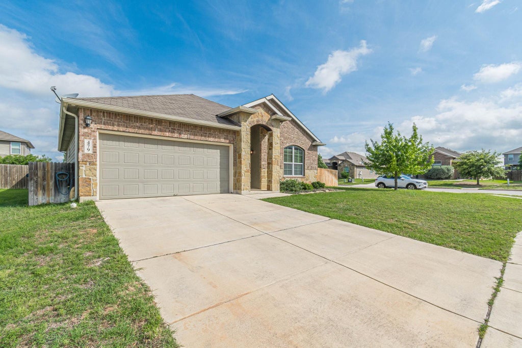 Photo of 479 Willow Arch, New Braunfels, TX 78130 (MLS # 74718868)