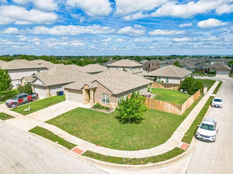 Photo of 479 Willow Arch, New Braunfels, TX 78130 (MLS # 74718868)