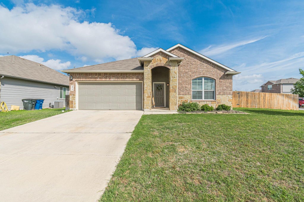 Photo of 479 Willow Arch, New Braunfels, TX 78130 (MLS # 74718868)