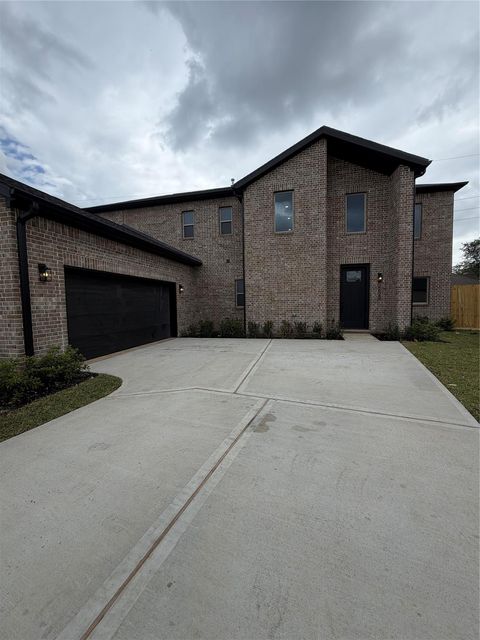Photo of 2623 Liguria Street, Spring, TX 77388 (MLS # 65972826)