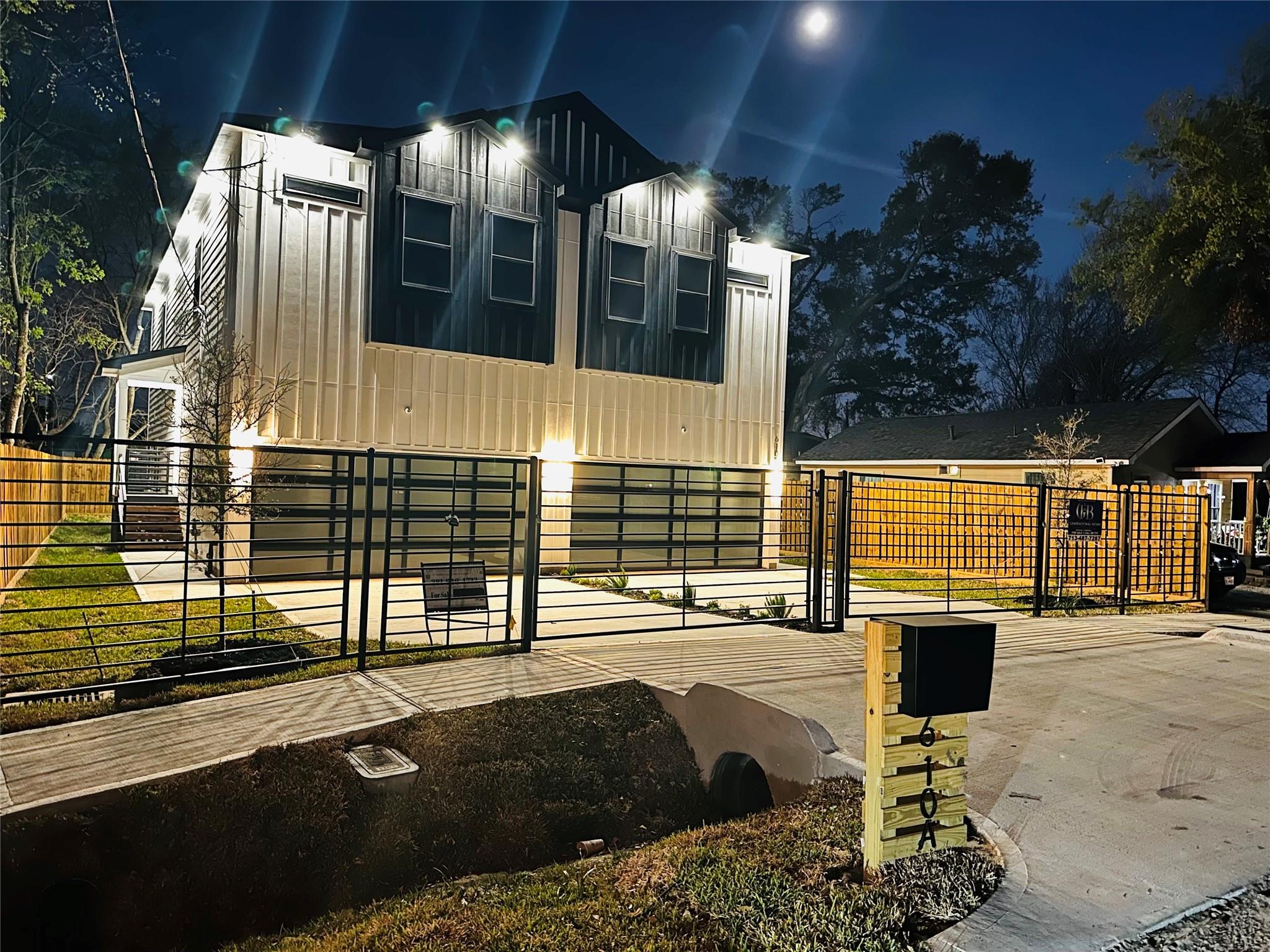 610 E 41st Street A B